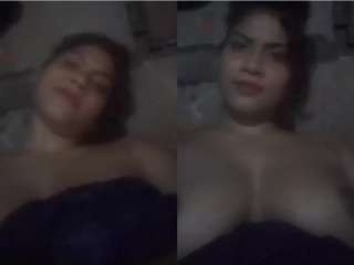 Bangla Girl Showing Boobs on Video Call