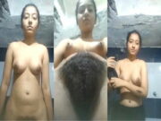 Cute Desi girl Shows her Boobs and pussy