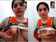 Paki Bhabhi Shows her Boobs and Pussy To Lover On VC