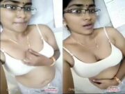 Sexy Desi girl